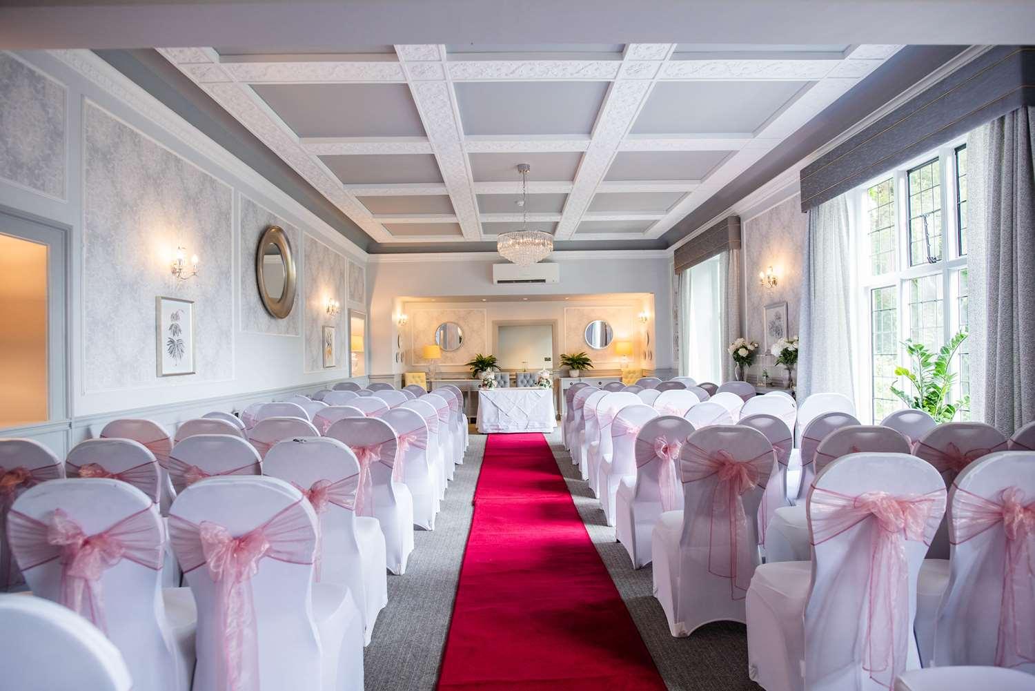 Southcrest Manor Hotel, Western Signature Collection Hotel 4*